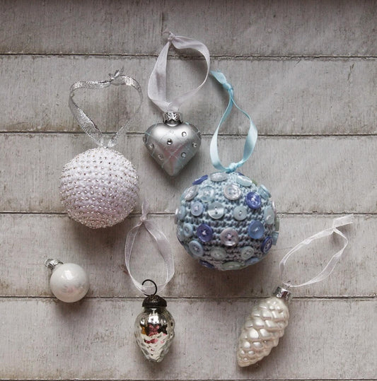 Crochet Christmas Baubles
