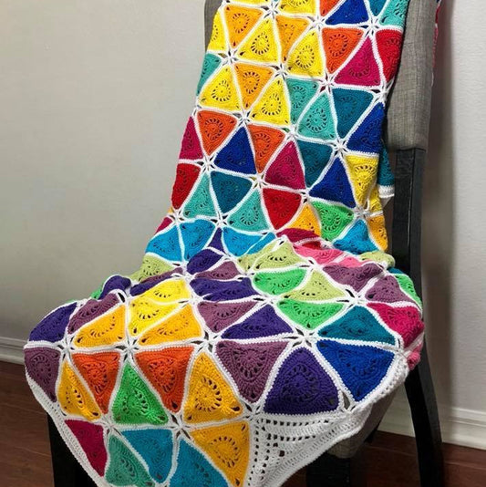 Deken met kleurrijke accenten