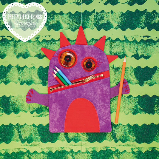 Pretty Little Things 23 - Etui met fantasiemonsters