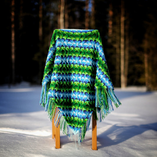 Nomad by Fate Triangle Wrap