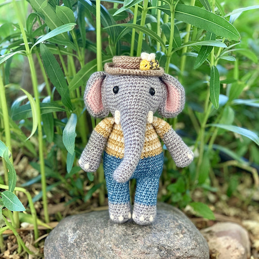 Alfalfa & Sprout Elephant