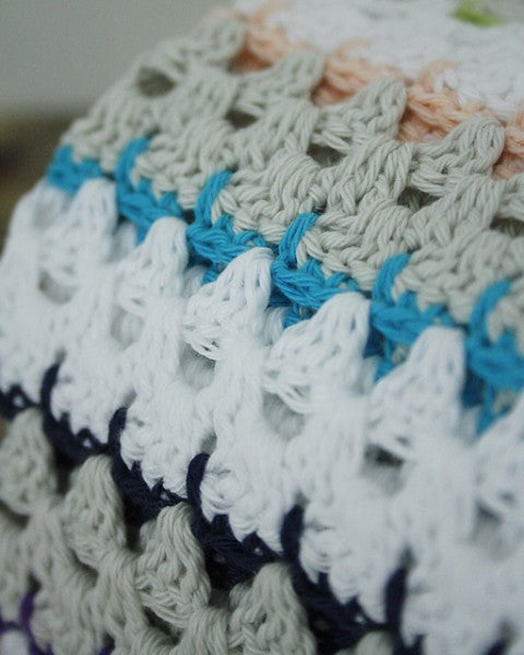 Spike Stitch Deken