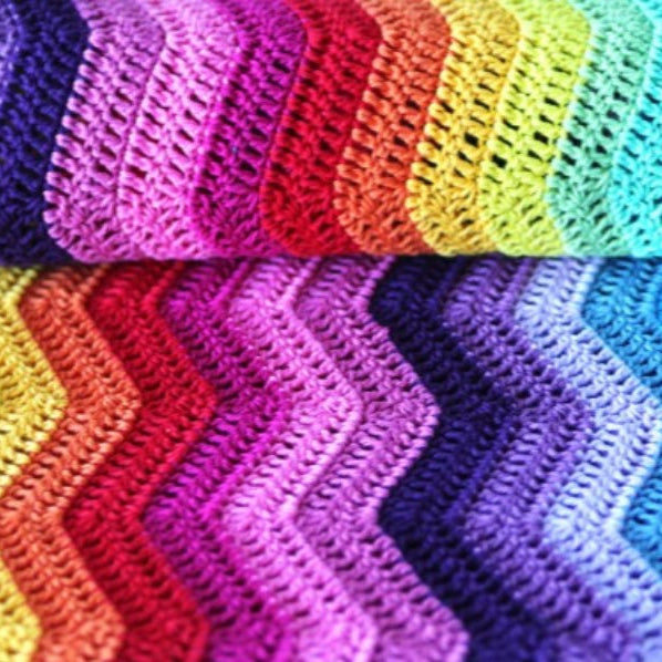 Babydeken met regenboogrimpels