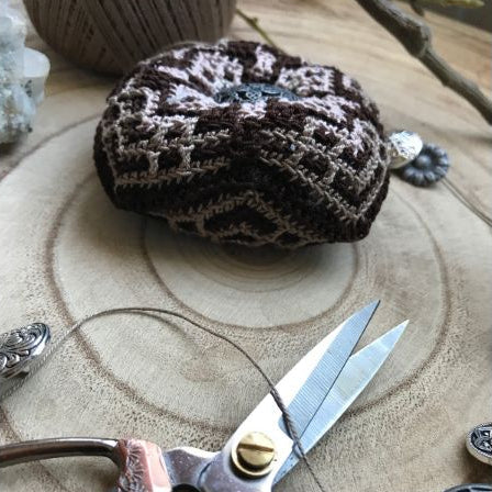 Biscornu Brown Agate