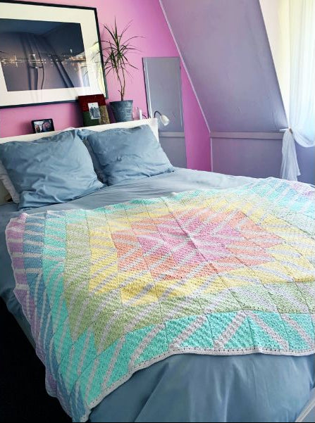 Centerpoint Blanket