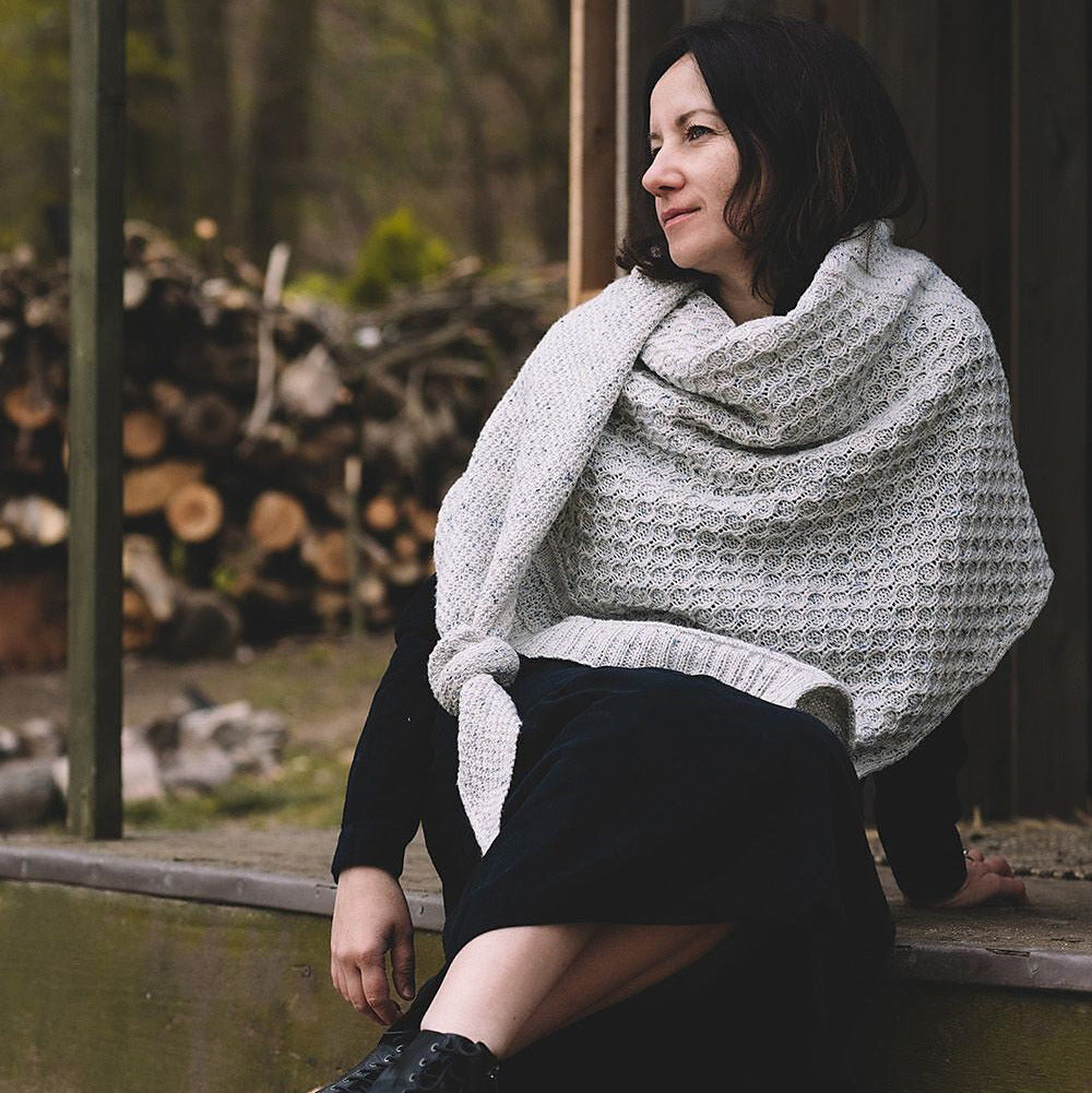 Bee Calm Shawl