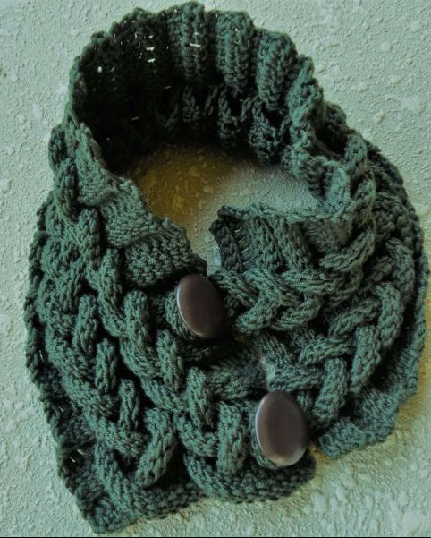 Cabled Cowl
