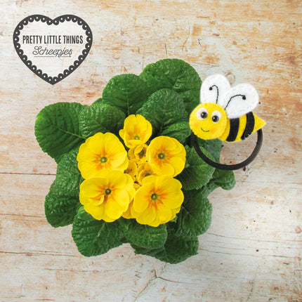 Pretty Little Things 25 - Bee Hair Accessory
