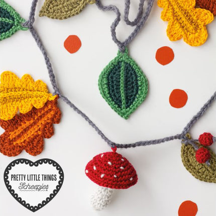 Pretty Little Things 08 - Autumn Bounty Garland