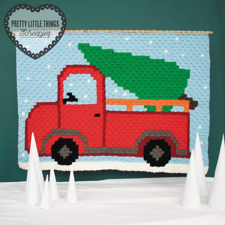 Pretty Little Things 21 - Christmas Tree & Truck Hanging