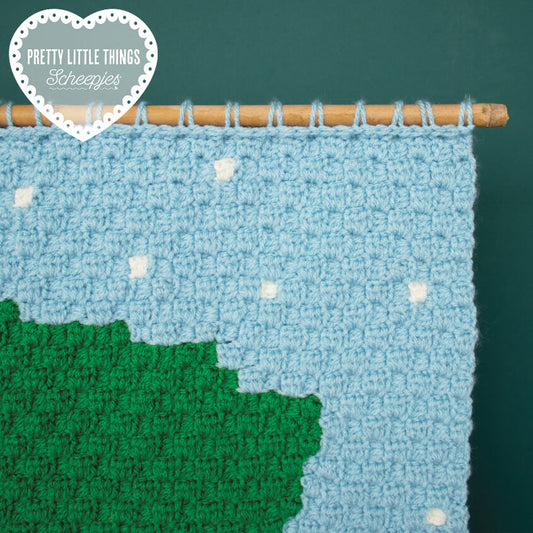 Pretty Little Things 21 - Christmas Tree & Truck Hanging