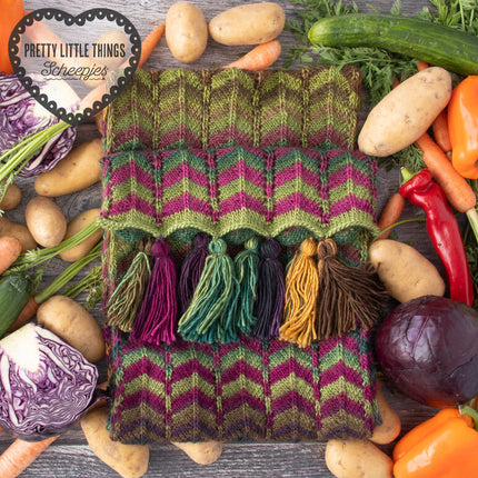 Pretty Little Things 19 - Harvest Scarf