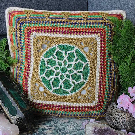 Indiaas bloemenkussen