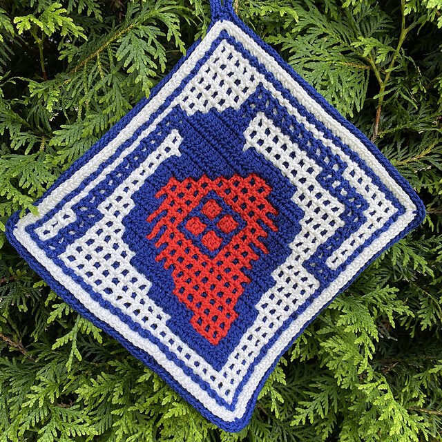 Astrid's Christmas Tangle Potholder