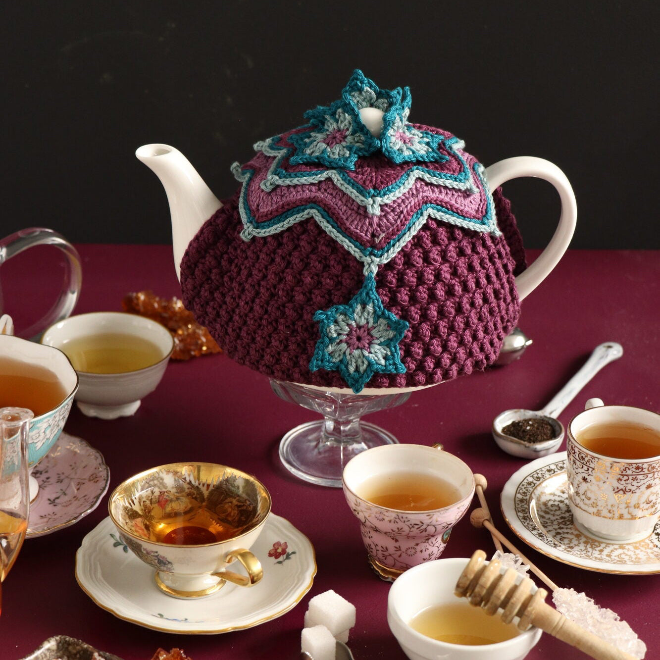 YARN 8 - Blooming Tea Cosy