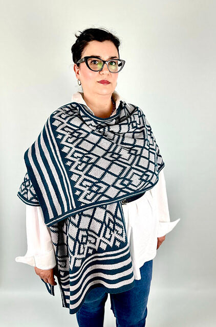 GeoChic gehaakte cape