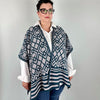 GeoChic gehaakte cape