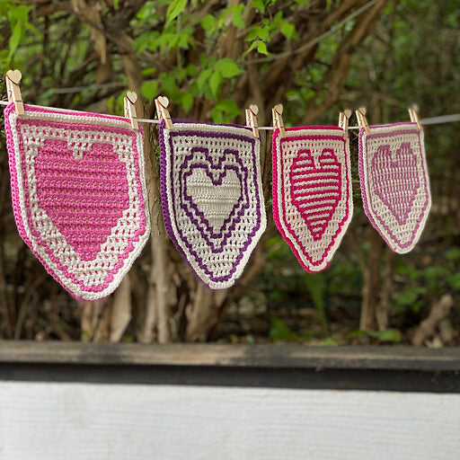 Astrid's 4 Hearts Bunting