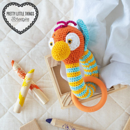 Pretty Little Things 14 - Jarred the Parrot