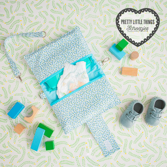 Pretty Little Things 24 - Nappy Clutch Bag