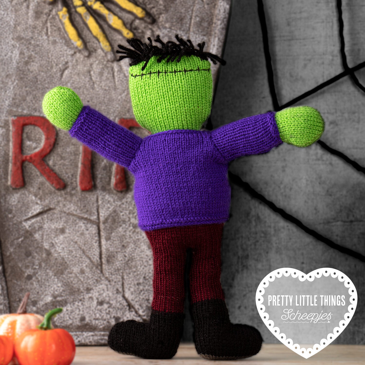 Pretty Little Things 31 - Little Frankie