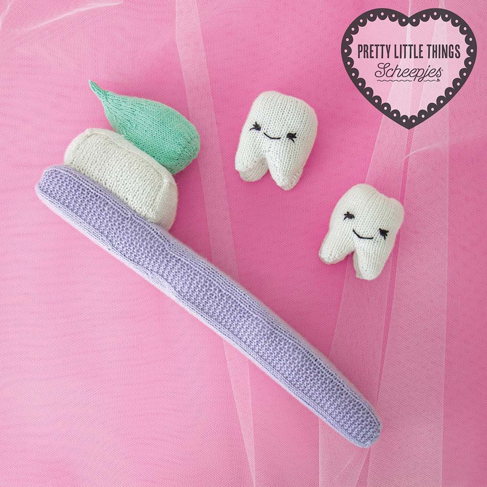 Pretty Little Things 36 - Knitted Tooth & Toothbrush Set