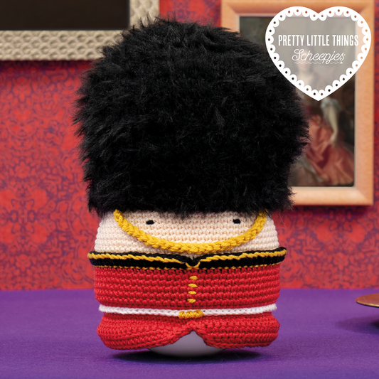 Pretty Little Things 38 - Wobble Ball Amigurumi Guard