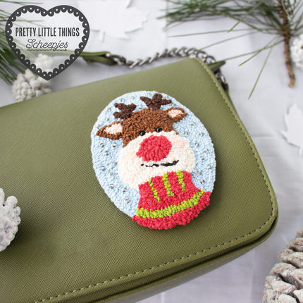 Pretty Little Things 21 - Reindeer Punch Patch