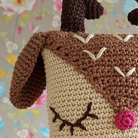 YARN 6 - Sleeping Reindeer