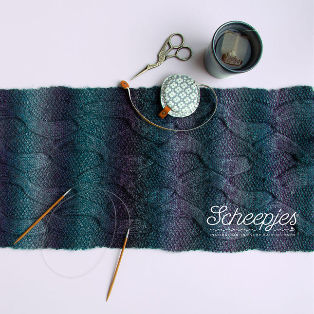 YARN 10 - Twisted Roots Scarf