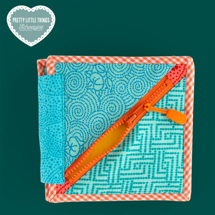 Pretty Little Things 02 - Toddler Fidget Book