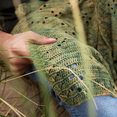 YARN 9 - Tree Hugger Scarf