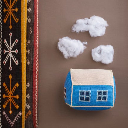 YARN 6 - Swedish Cabin Doorstop
