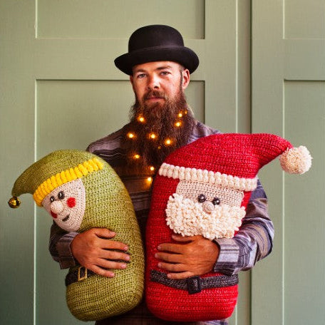 YARN 6 - Christmas Cuddles