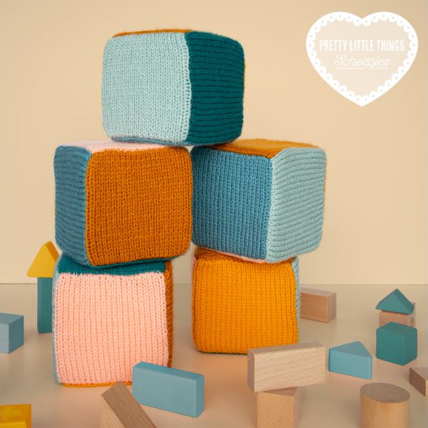 Pretty Little Things 02 - Build Your Name Blocks