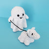 Spookachtige wandelende hond