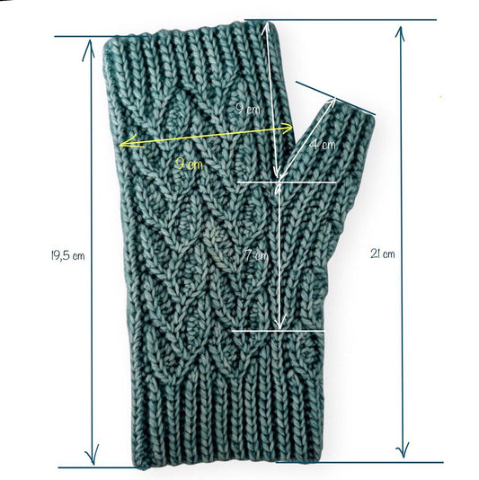 Foliage Crochet Mittens