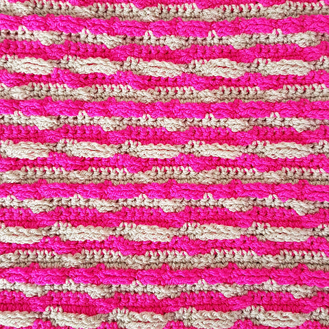 Snaggletooth Throw
