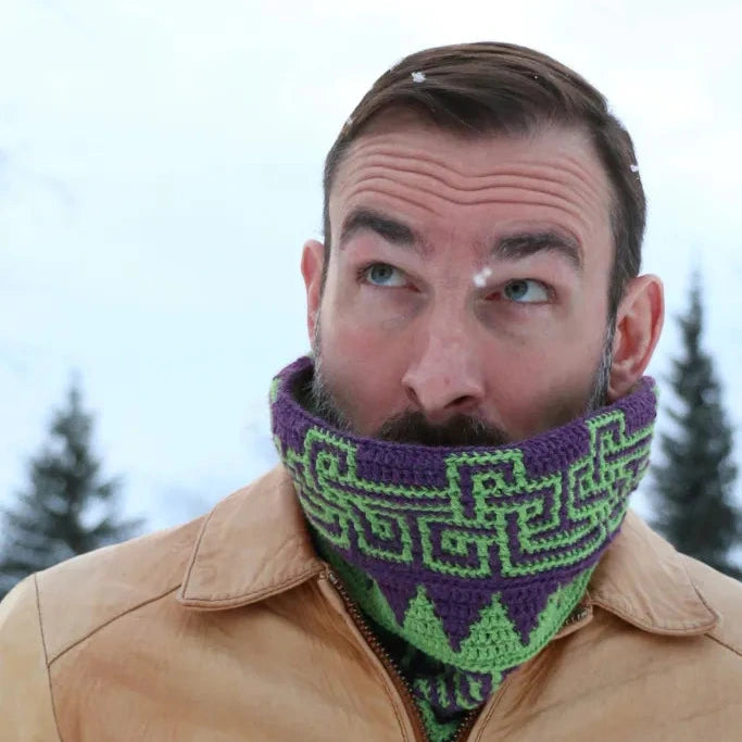 Twist and Shout Square and Cowl