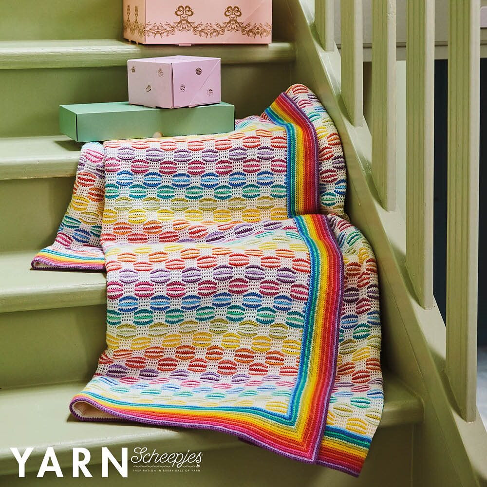 Macaron Blanket