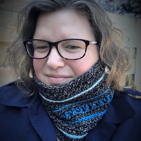 Traces Cowl