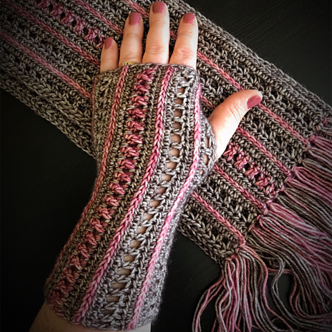 Traces Wristies