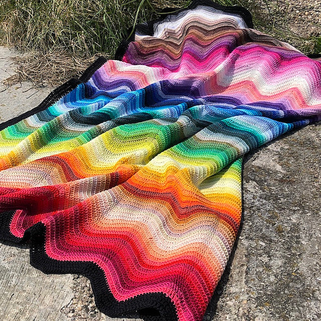 Wacky Wave Blanket